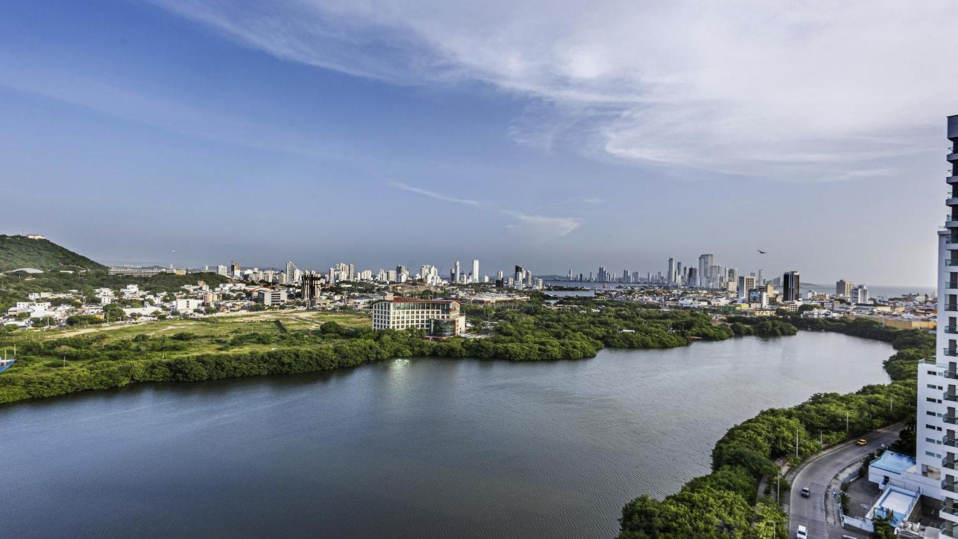 Apartamento New Apartment, Rooftop Pool View, - Visitors Not Allowed