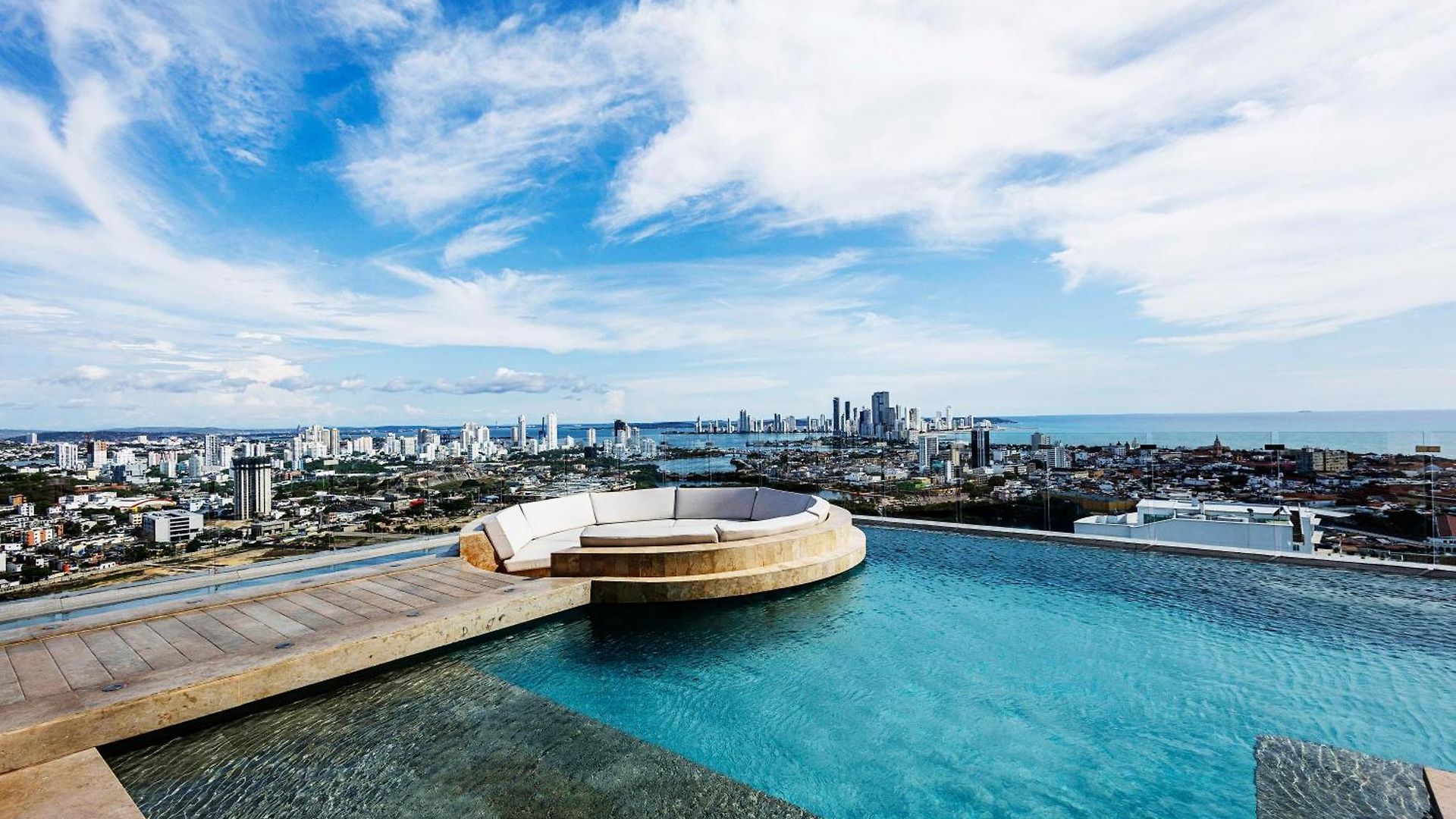 New Apartment, Rooftop Pool View, - Visitors Not Allowed Apartamento *