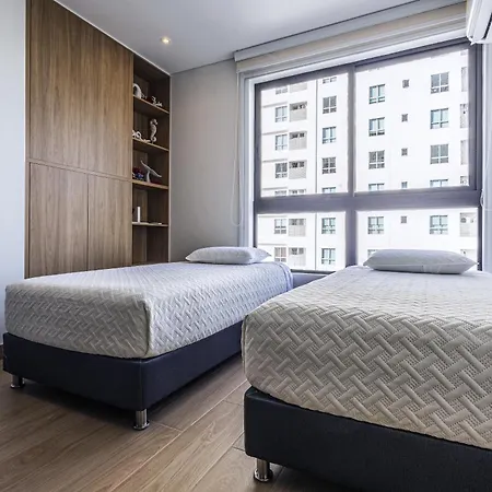 Apartamento New Apartment, Rooftop Pool View, - Visitors Not Allowed