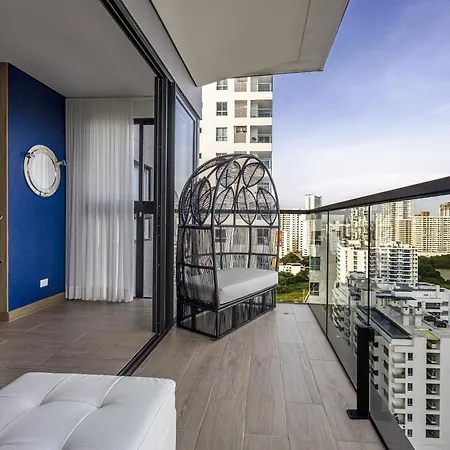New Apartment, Rooftop Pool View, - Visitors Not Allowed Apartamento *