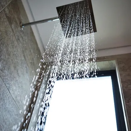 Apartamento New Apartment, Rooftop Pool View, - Visitors Not Allowed *